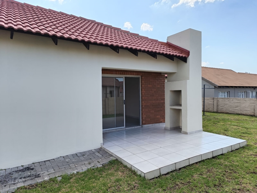 3 Bedroom Property for Sale in Waterkloof Hill Estate North West